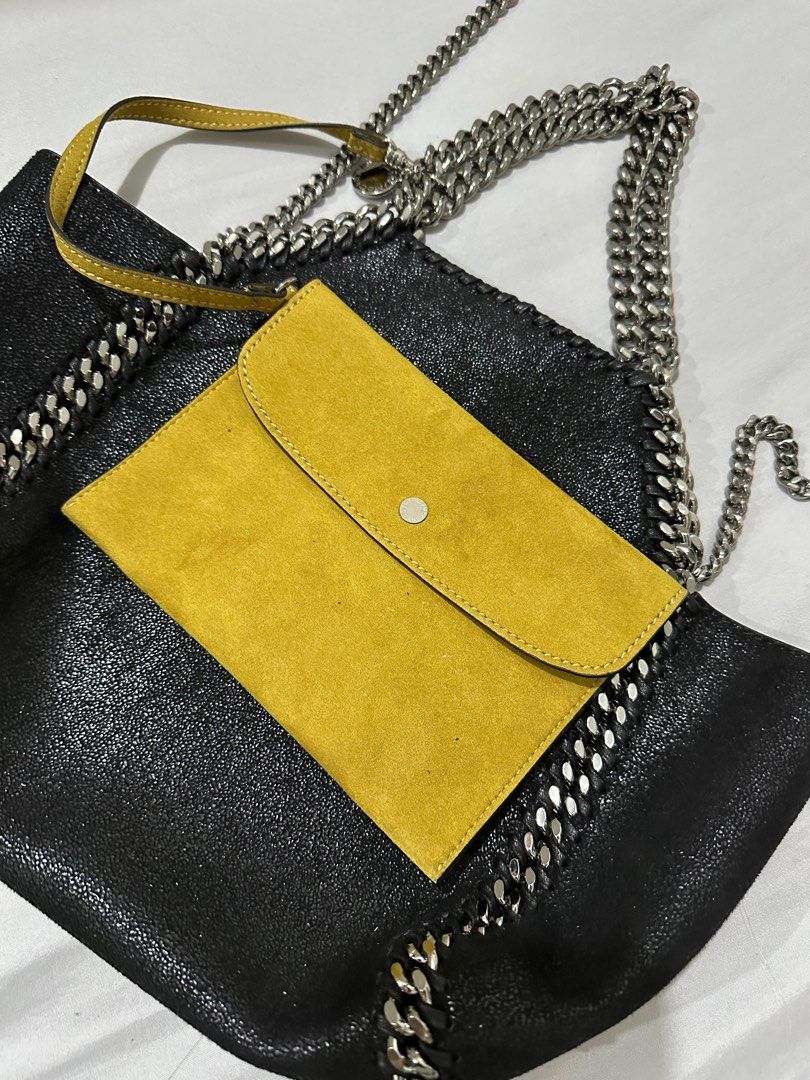 Authentic Stella McCartney Falabella (Category: Luxury Bags & Wallets) located in Pateros City. Submitted by sleepyguy12 (Listing ID 1310388185, Image 3). Description: Authentic. Amazing quality..