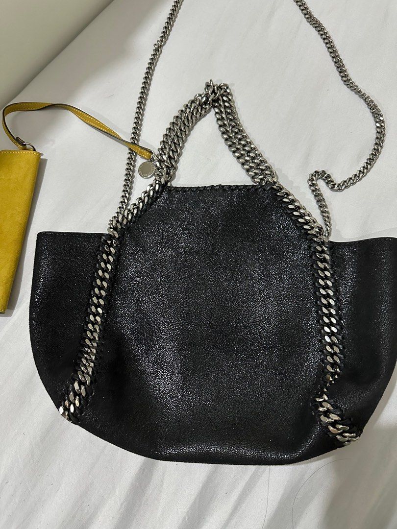 Authentic Stella McCartney Falabella (Category: Luxury Bags & Wallets) located in Pateros City. Submitted by sleepyguy12 (Listing ID 1310388185, Image 2). Description: Authentic. Amazing quality..