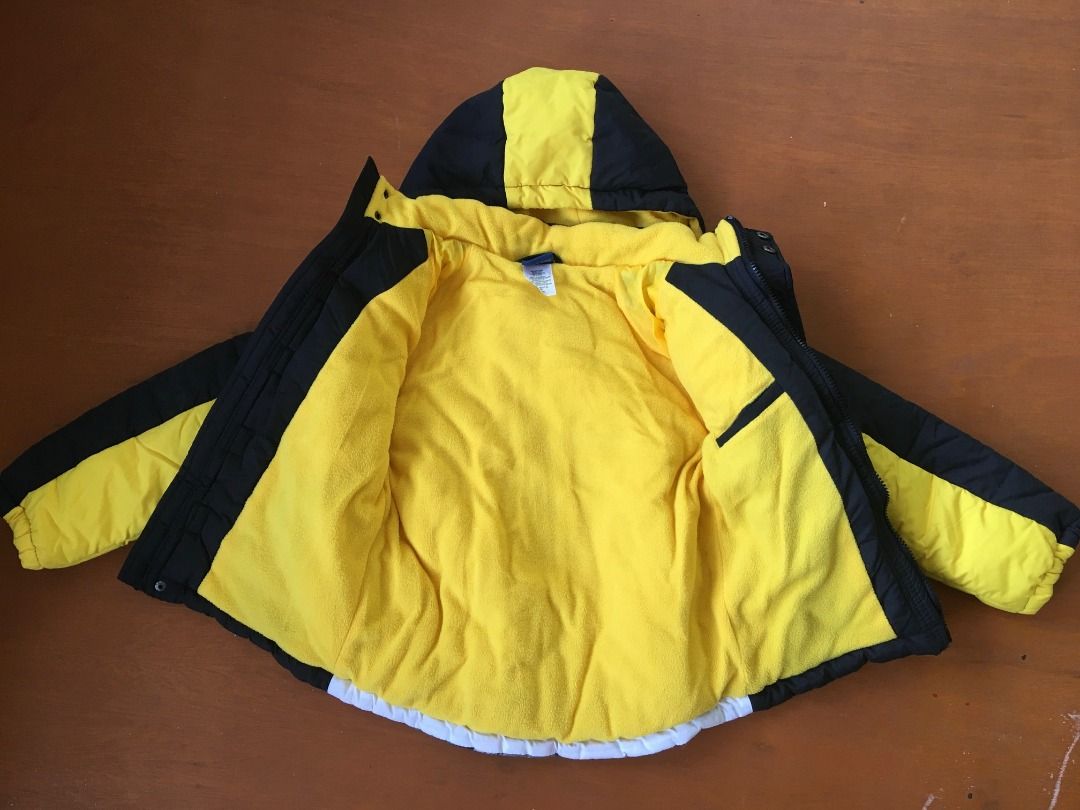 Batman Puffer Jacket with Detachable Hoodie (Category: Babies & Kids Fashion) located in San Juan City. Submitted by dquad.dquad (Listing ID 1310293770, Image 3). Description: Batman Puffer Jacket with Detachable Hoodie Original Good for 5-7 years old. Used once. Please see images for measurements. Php 1400.00 Location: Scout Area. Bgy Roxas Quezon City.