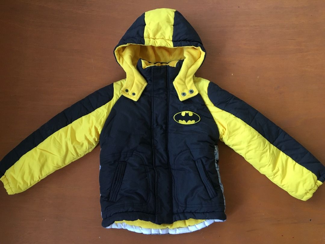 Batman Puffer Jacket with Detachable Hoodie (Category: Babies & Kids Fashion) located in San Juan City. Submitted by dquad.dquad (Listing ID 1310293770, Image 2). Description: Batman Puffer Jacket with Detachable Hoodie Original Good for 5-7 years old. Used once. Please see images for measurements. Php 1400.00 Location: Scout Area. Bgy Roxas Quezon City.