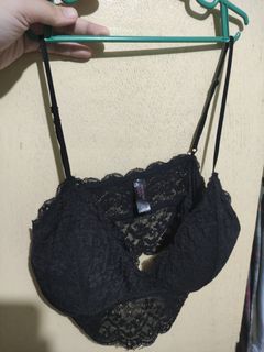 Bench Body Lingerie Lacey Bra Large Like New