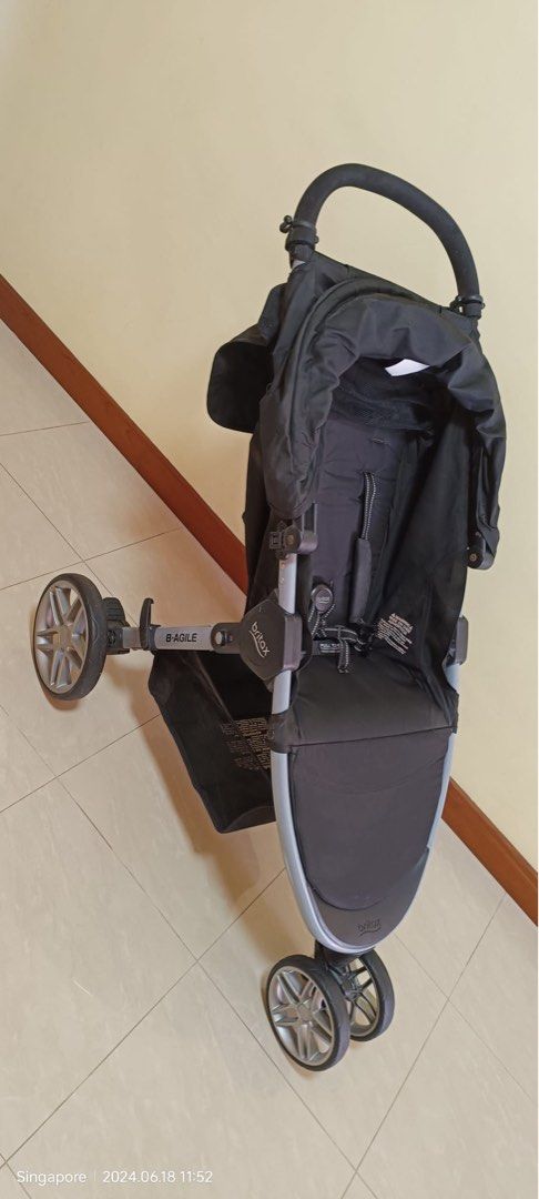 Britax Black 2017 B Agile Lightweight Stroller