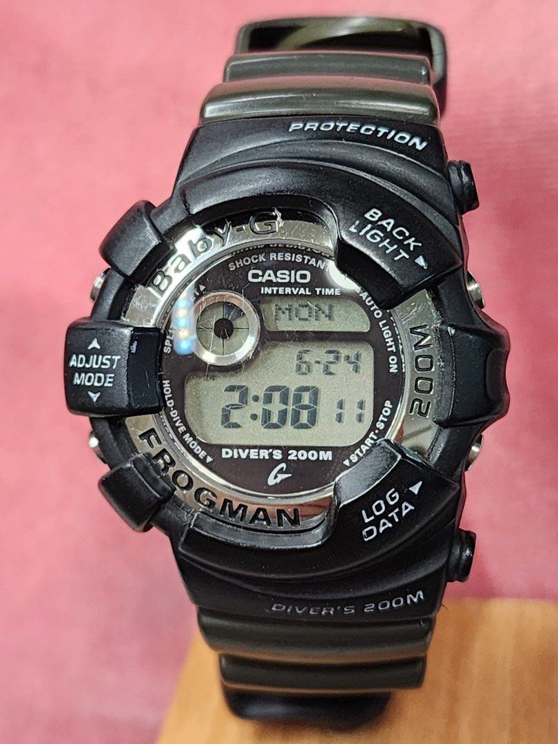 Casio BABY-G Frogman BGW-100 Quartz Diver's Watch Women's