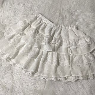 Contrast Lace Ruffle Hem Skirt