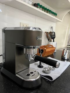 De’Longhi Dedica EC 685 (Espresso Machine)