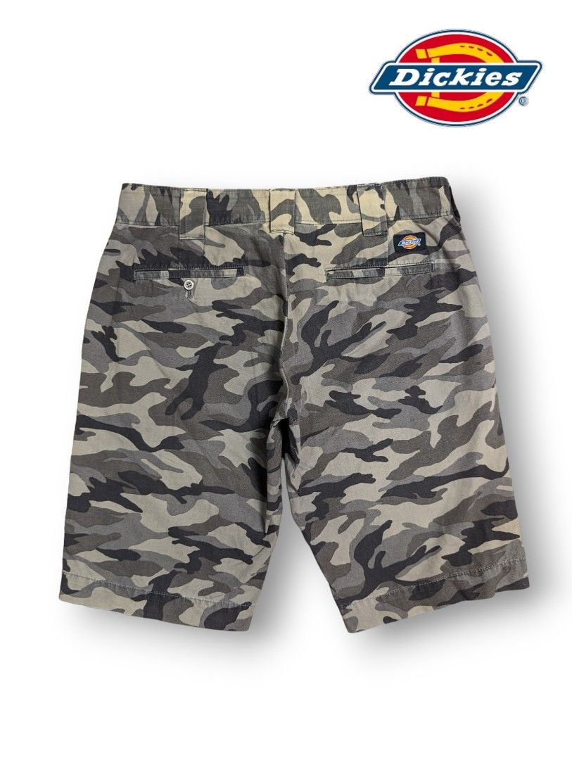 Dickies camouflage shorts top