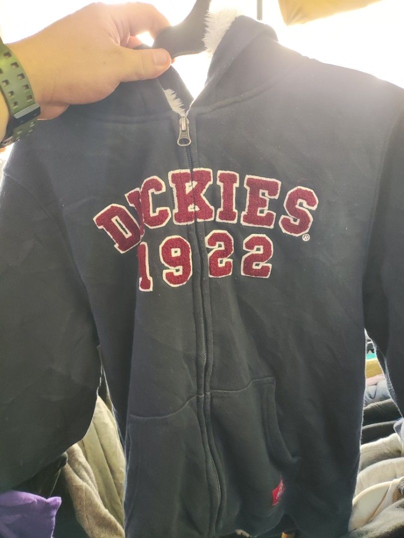 DICKIES est 1922 Hoodie / Jacket (Category: Coats, Jackets and Outerwear) located in Davao. Submitted by thrift.thon (Listing ID 1310426860, Image 1). Description: Original Dickies Jacket PSG out Mens size small Womens size medium Good for winter and cold areas Still good as new.