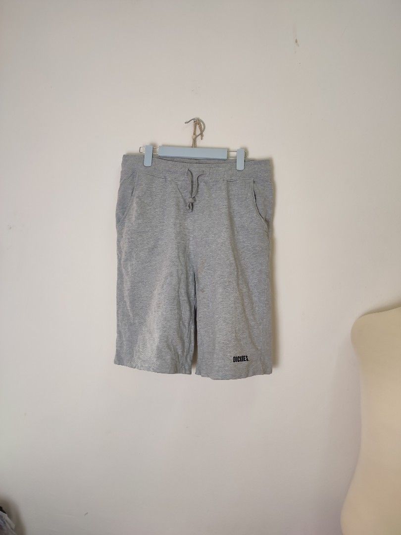 Dikies, Men's Fashion, Bottoms, Shorts on Carousell