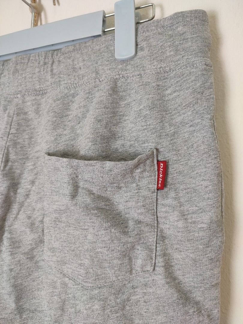 Dikies, Men's Fashion, Bottoms, Shorts on Carousell