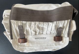 Dockers sling bag for men