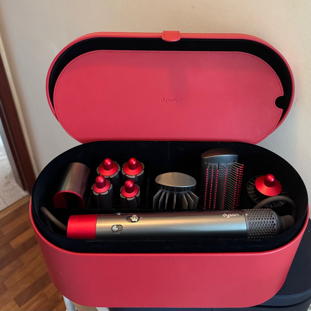 Dyson Airwrap In Red 100V Dyson Airwrap Complete HS01 COMP