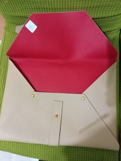 Envelop leather pouch from canada