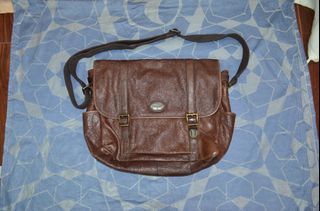 Fossil Cow Hide Leather Men's Messenger Bag For Sale