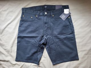 （分類：）位於 。 由 bidnsell 提交（商品編號 1310397803，圖片 1）。簡介： 。