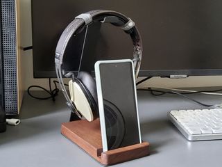 Headphone and smartphone wood stand