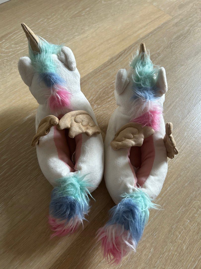 H&m unicorn slippers top