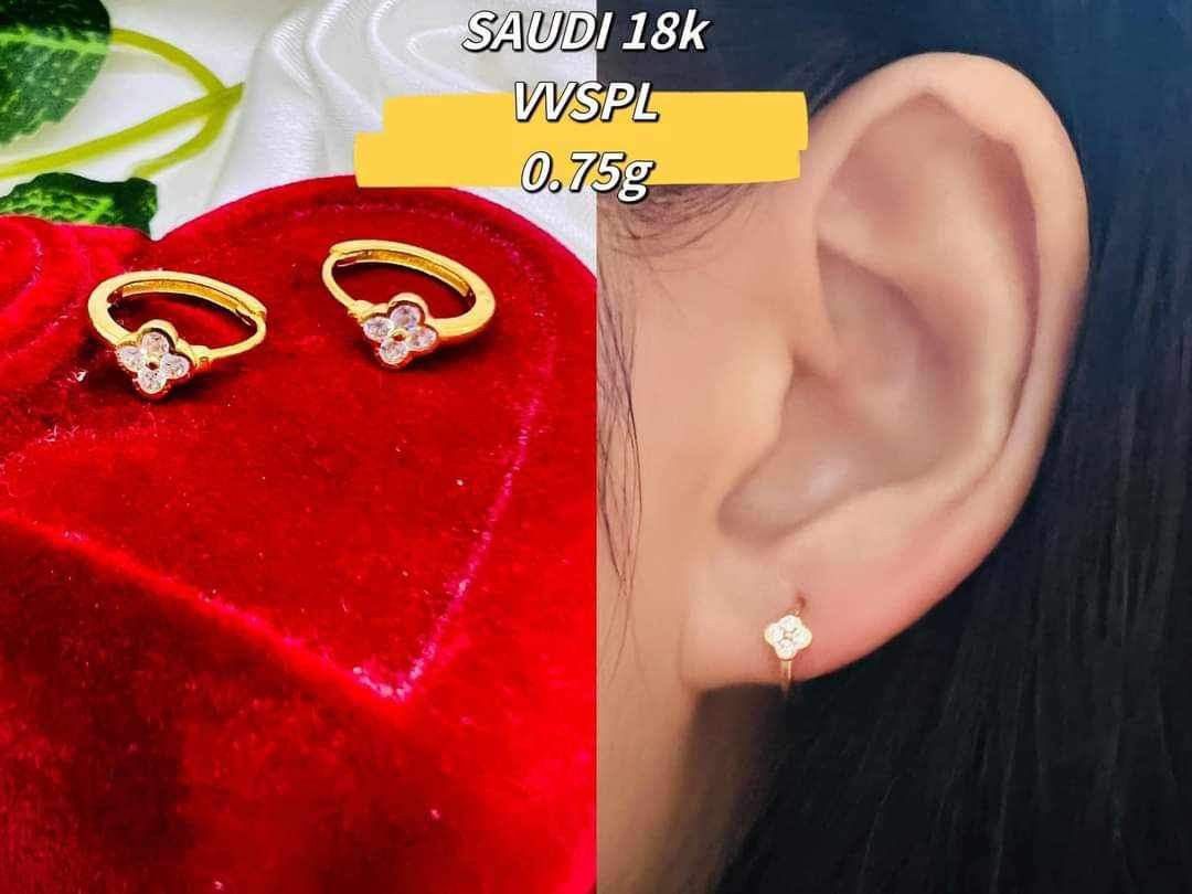 Huggable Hoop Earrings in 18Karat Saudi Gold