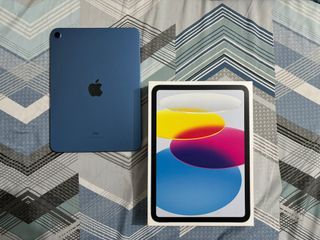 iPad 10th Gen 64gb - Blue