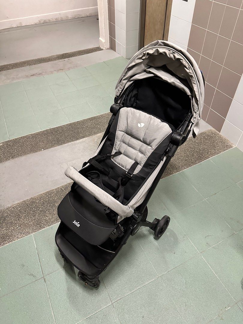 Joie Pact Lite Stroller