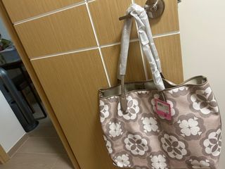 （分類：）位於 。 由 onon22 提交（商品編號 1310416803，圖片 1）。簡介： 。