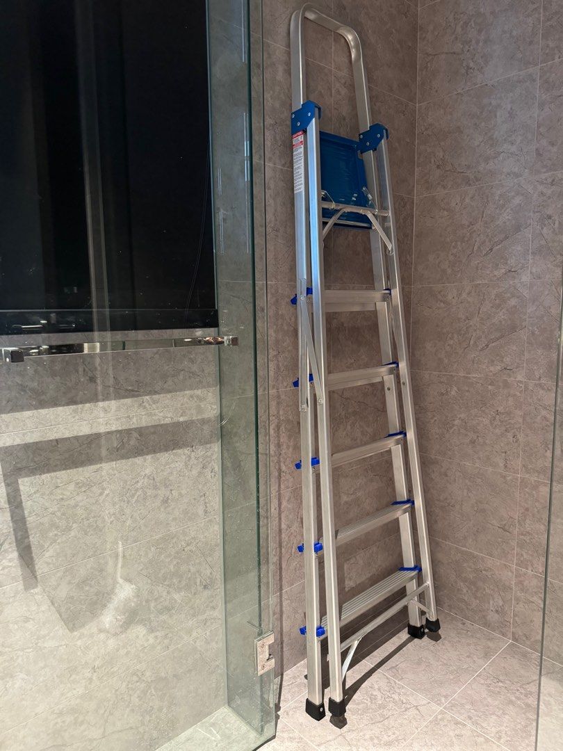 Ladder