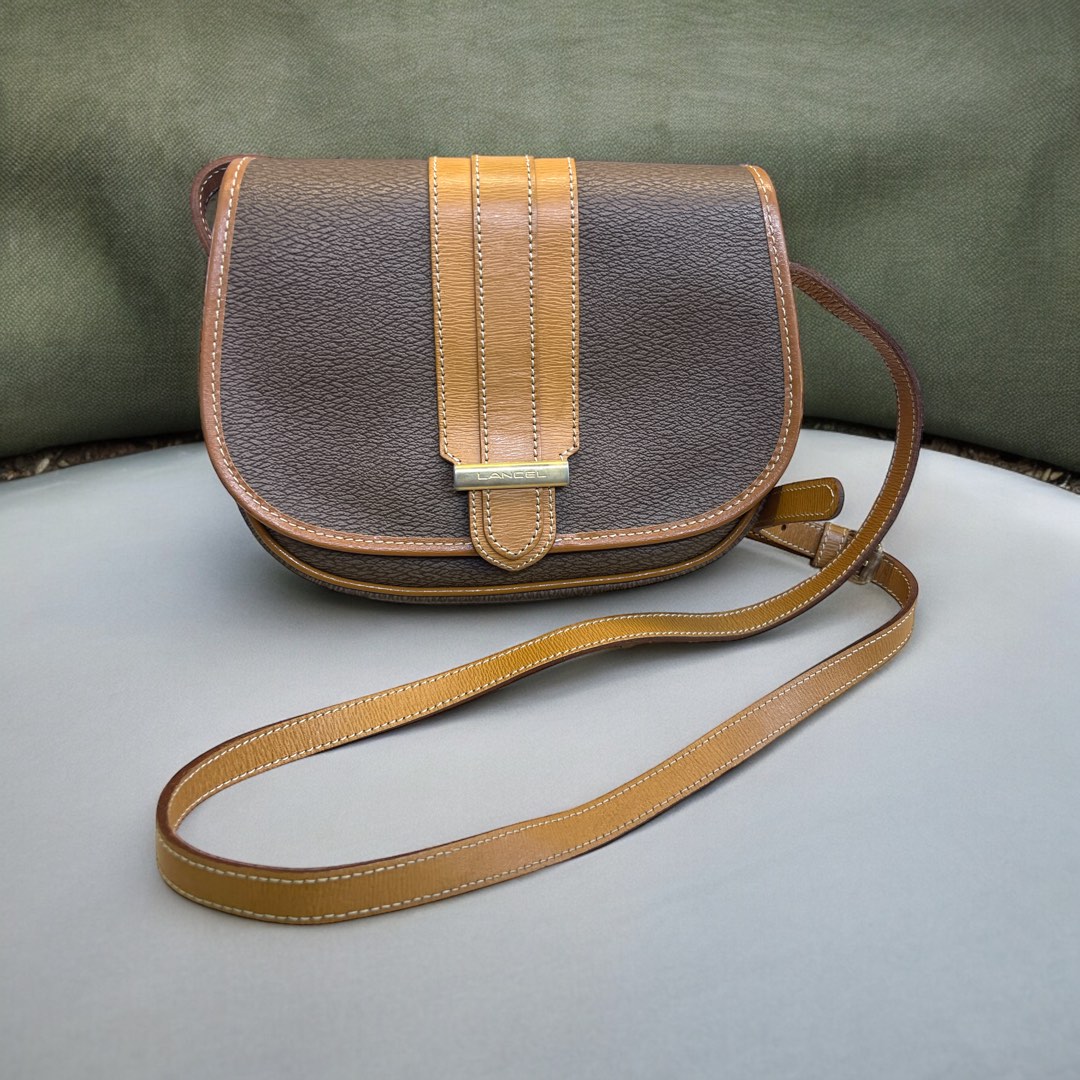 Lancel Bianca Leather Crossbody Bag H 13cm L 16cm W 4cm Women s Fashion Bags Wallets Cross body Bags on Carousell