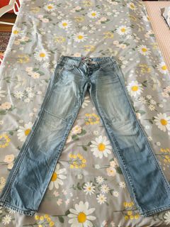 (Category: ) located in . Submitted by preloved_hashas (Listing ID 1310333797, Image 1). Description: .