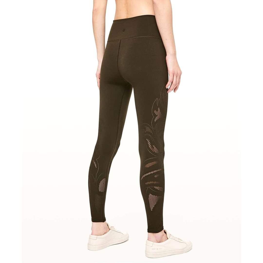 Reveal tight en avante 26 outlet
