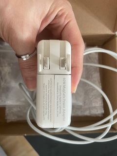 Macbook Apple Charger (60W MagSafe Power Adapter)