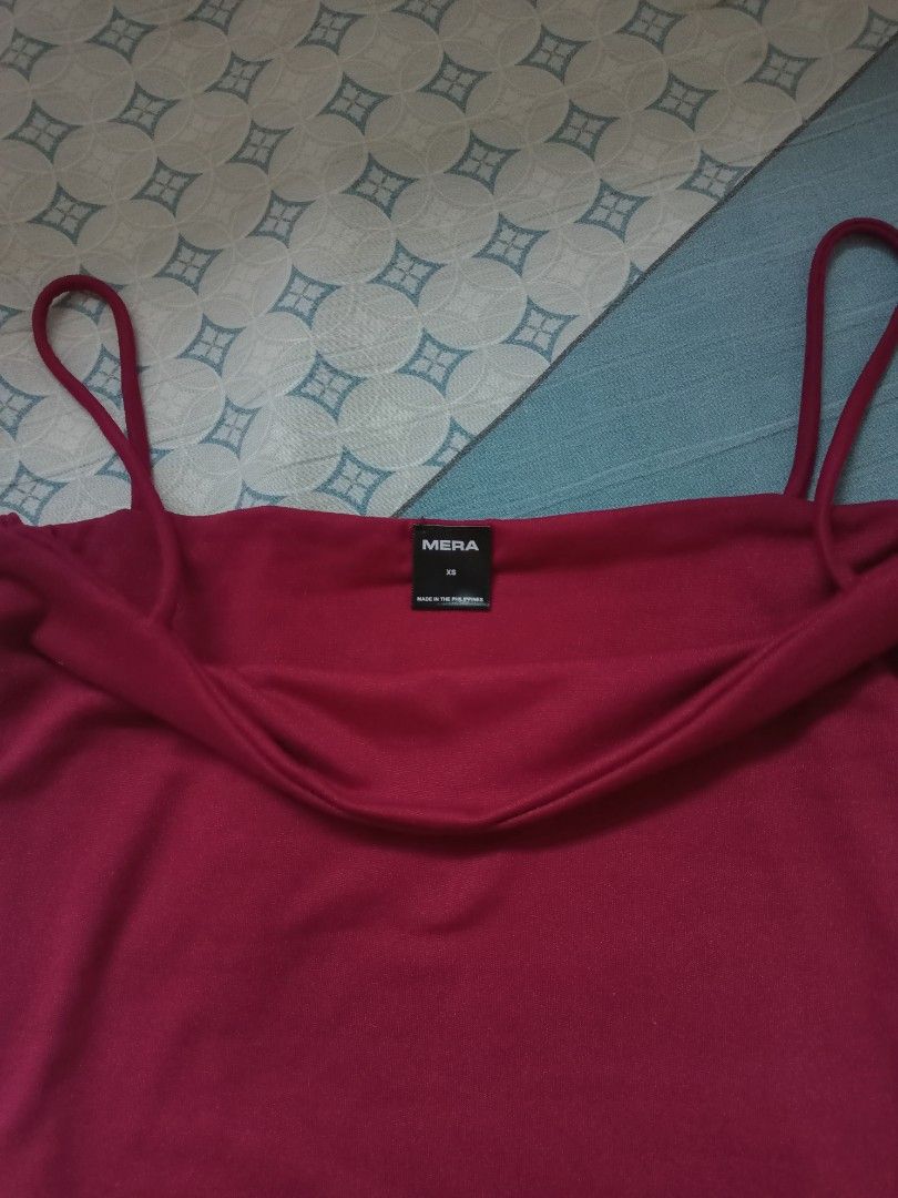 MERA Klyza Cami Dress (Category: Dresses) located in Pamplona. Submitted by ceejaayyyy (Listing ID 1310323046, Image 3). Description: rfs: wrong color napadala 😭 bought for 249!!! fits xs to s body frame.