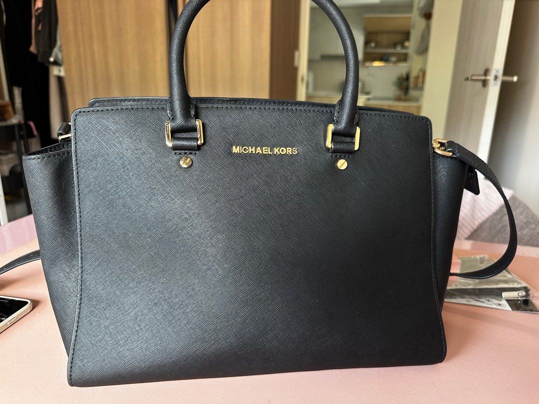 Michael kors bag selma large deals