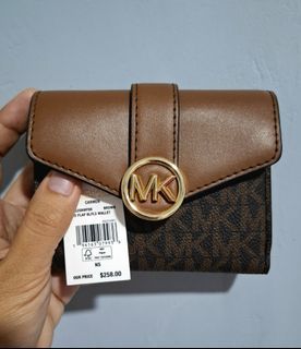 Mk Carmen wallet..❤️ ORIGINAL ✅