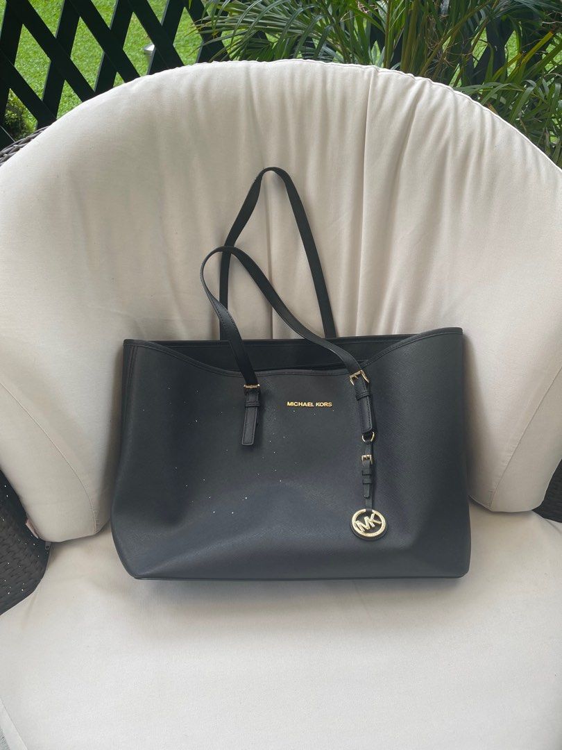 Michael kors bag with laptop compartment new arrivals