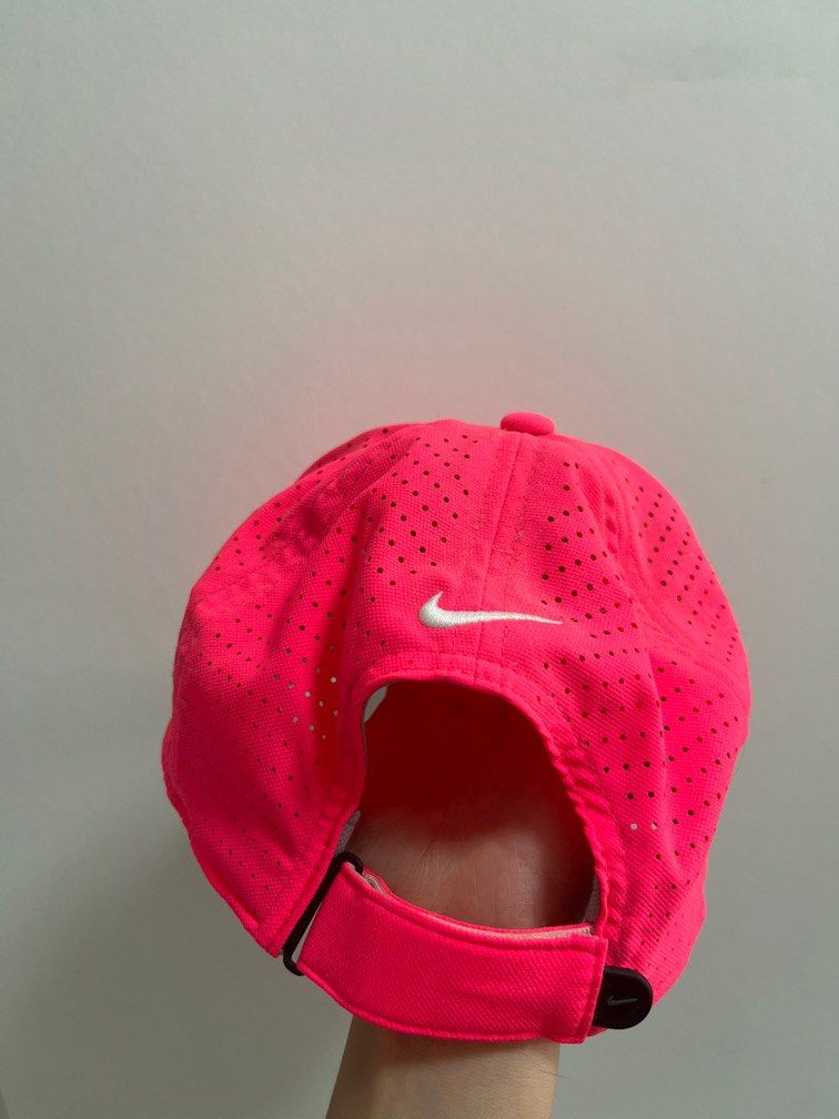 hot pink nike cap