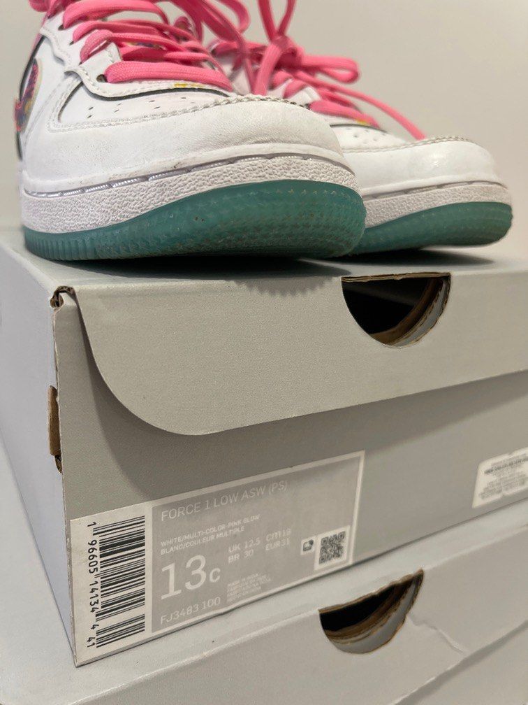 matching nike shoes mom and daughter