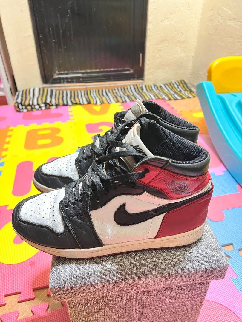 NIKE JORDAN (Category: Sneakers) located in Bulacan. Submitted by ZanePatrick (Listing ID 1310385994, Image 1). Description: Issue sign of usage Free shipping Need wash.