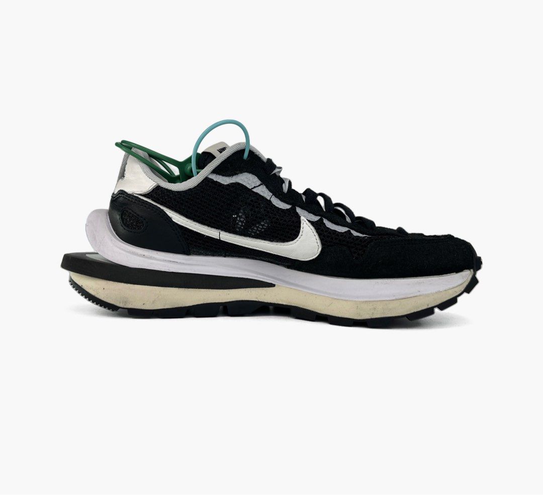Nike sacai x VaporWaffle 'Black White' Men's Fashion, Footwear