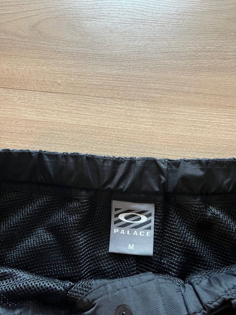 Palace x Oakley Nitrofuel Jacket おぼつかなく L Palace x Oakley Nitrofuel Jacket おぼつかなく L