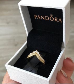 Pandora gold shine princess wishbone ring