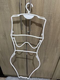 5pcs Plastic Body Shape Hanger Swimsuit Hanger Adult Swimsuit Display Hanger