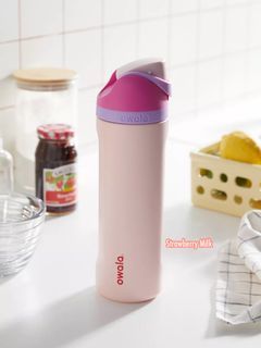 [PREORDER] Owala FreeSip Stainless Steel Water Bottle: Strawberry Milk (24 oz)
