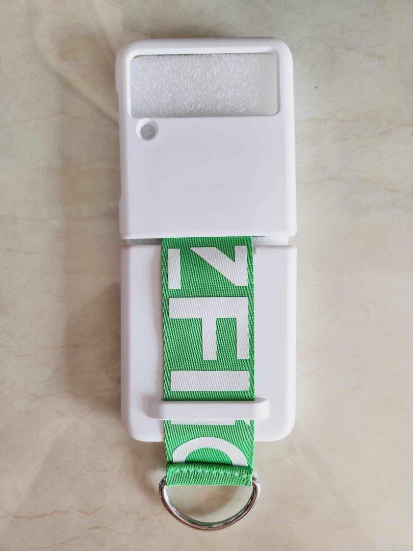 Samsung Flip3 Casing (Category: Cases & Sleeves) located in Del Monte. Submitted by gshop.ph (Listing ID 1310258888, Image 1). Description: .