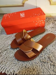 (Category: ) located in . Submitted by hakunashop (Listing ID 1310417385, Image 1). Description: .