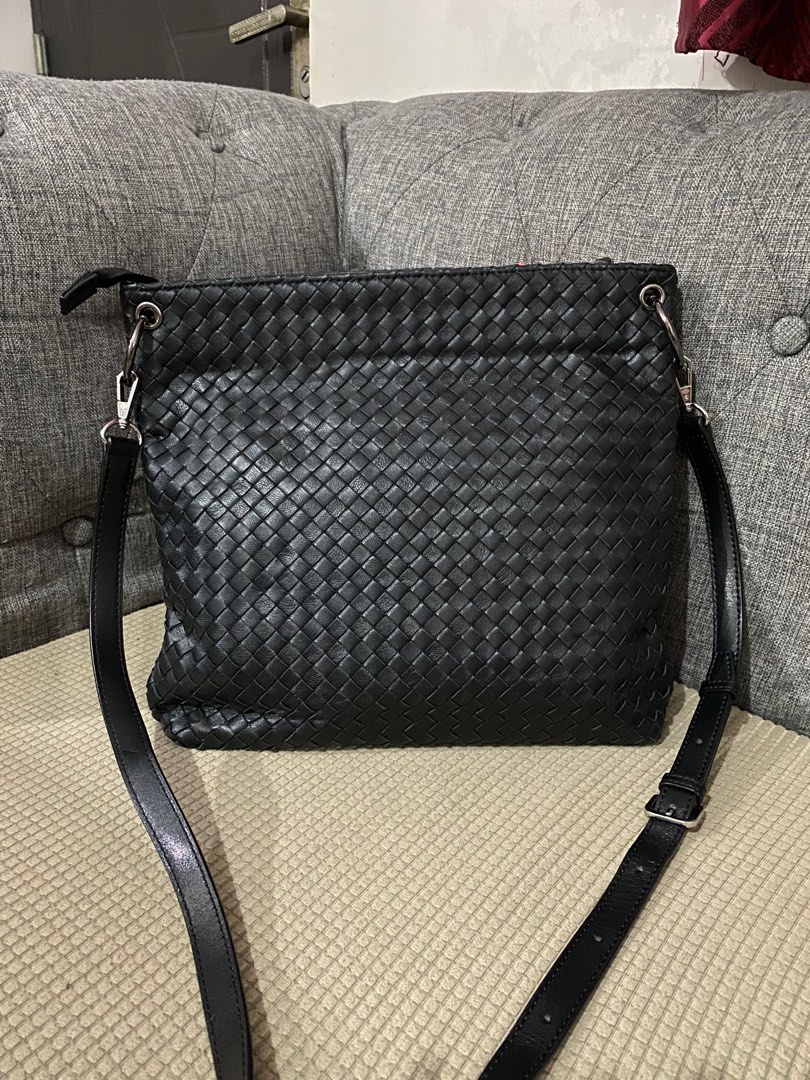 Sling/Body Bag, Luxury, Bags & Wallets on Carousell