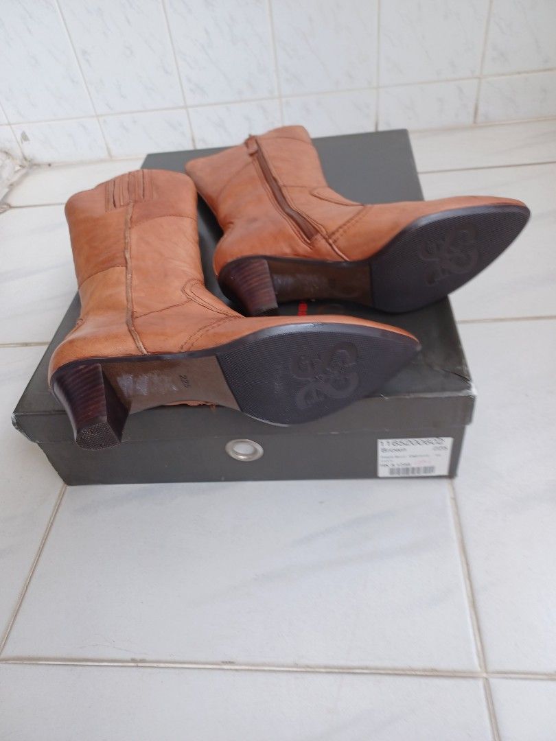 STACCATO PATCH BOOT CALF BOOT BROWN. SIZE 22.5 CM EU 35.5 US 5.5. BRAND NEW WITH ORIGINAL BOX