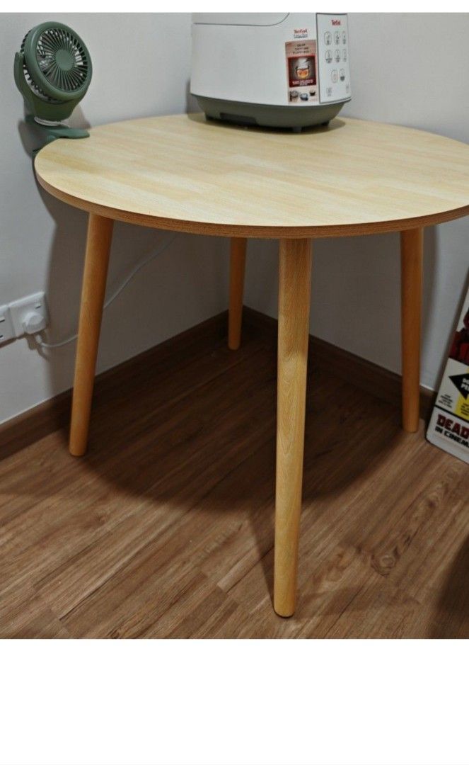 Table (Category: Tables & Sets) located in Petaling Jaya. Submitted by tsjin (Listing ID 1310326228, Image 3). Description: Table for sales only. Look like new. L 80cm x W 80 cm x H 73 cm..
