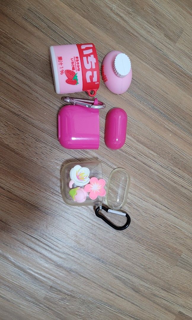 [TAKE ALL] Airpods 1/2 case (Category: Portable Audio Accessories) located in Las Pinas. Submitted by declutterthevault (Listing ID 1310275380, Image 2). Description: SHOPPEE CHECKOUT AVAILABLE PAYMENT VIA GCASH.