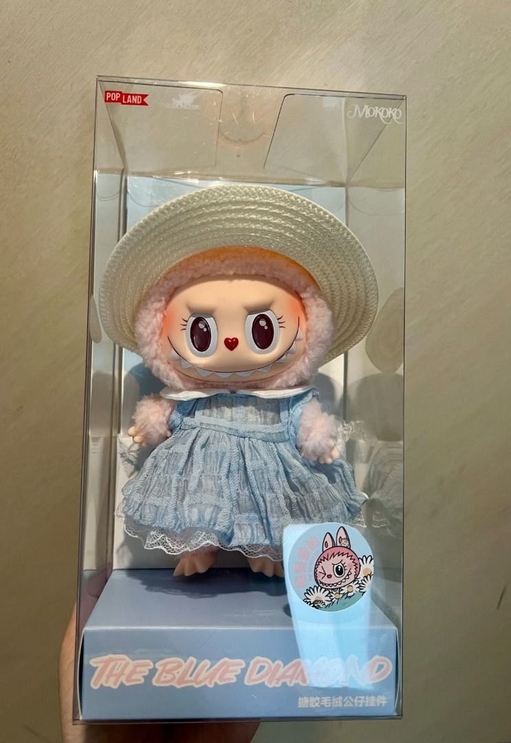 Popmart mokoko Labubu 海外land限定 三代（POPMART LABUBU