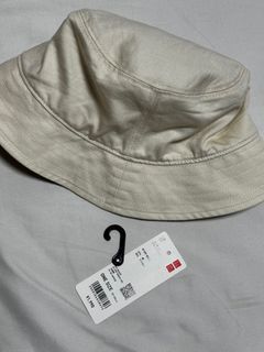 Uniqlo UV Protection Bucket Hat (Off White)