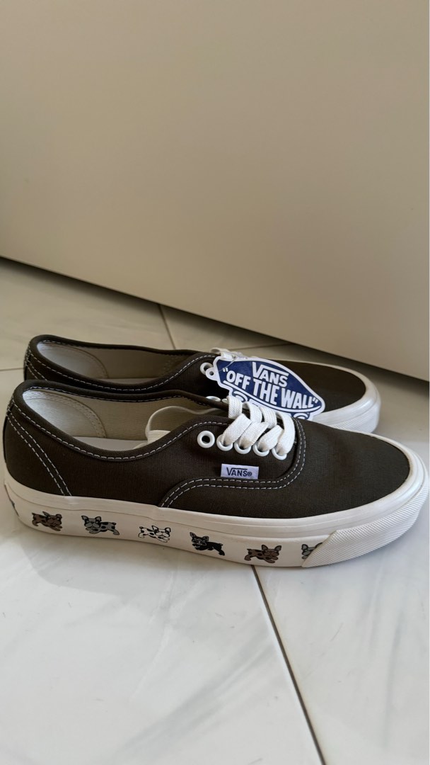 VANS AUTHENTIC PUPPY SNEAKERS